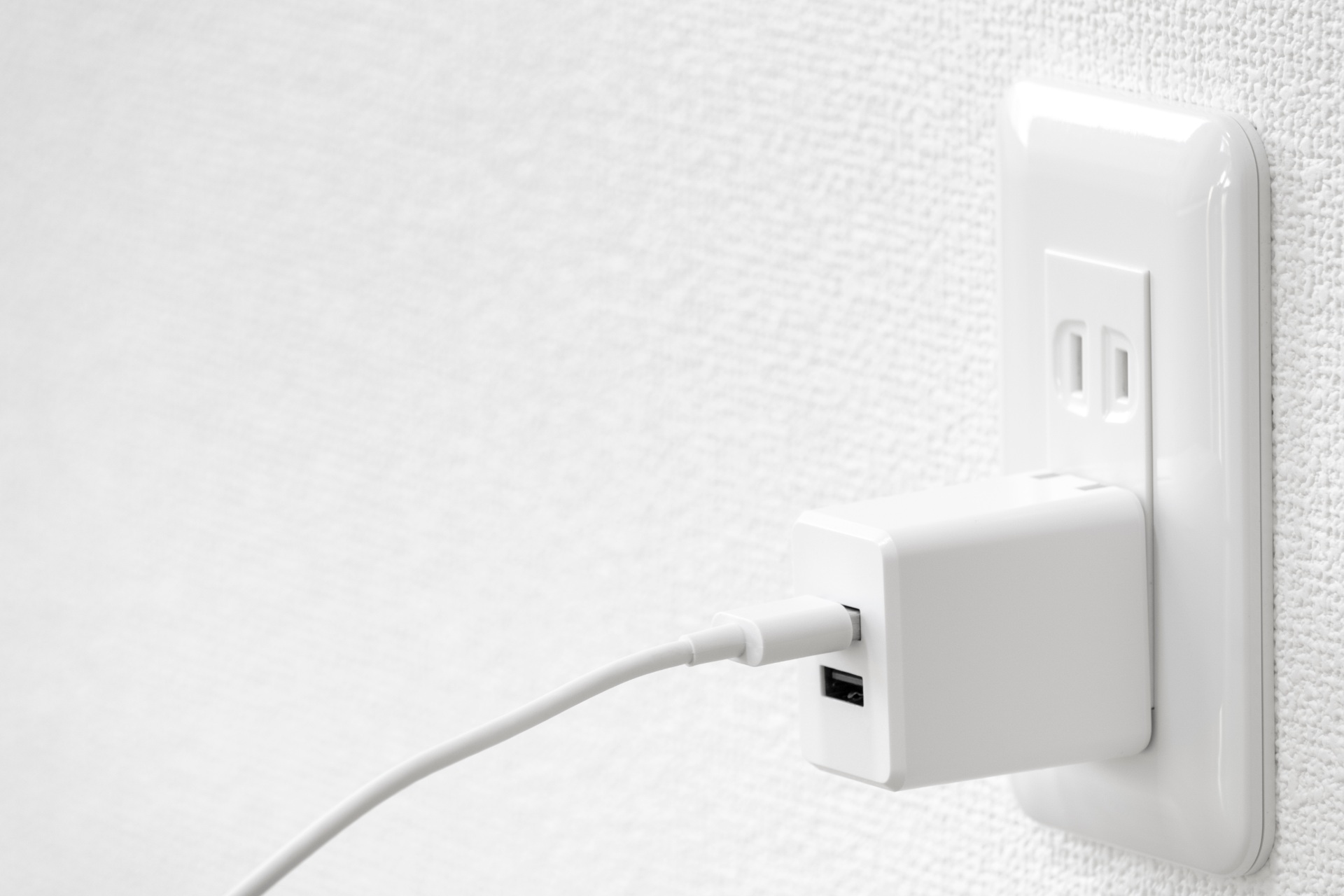 コンセントの増設 | 広島県広島市の電気工事なら原電気